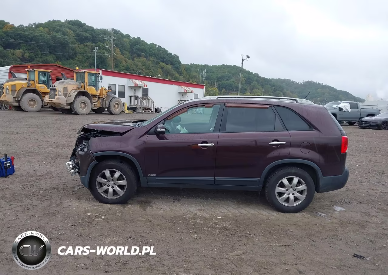2011 Kia Sorento Lx VIN:5XYKTCA13BG122485 - 14