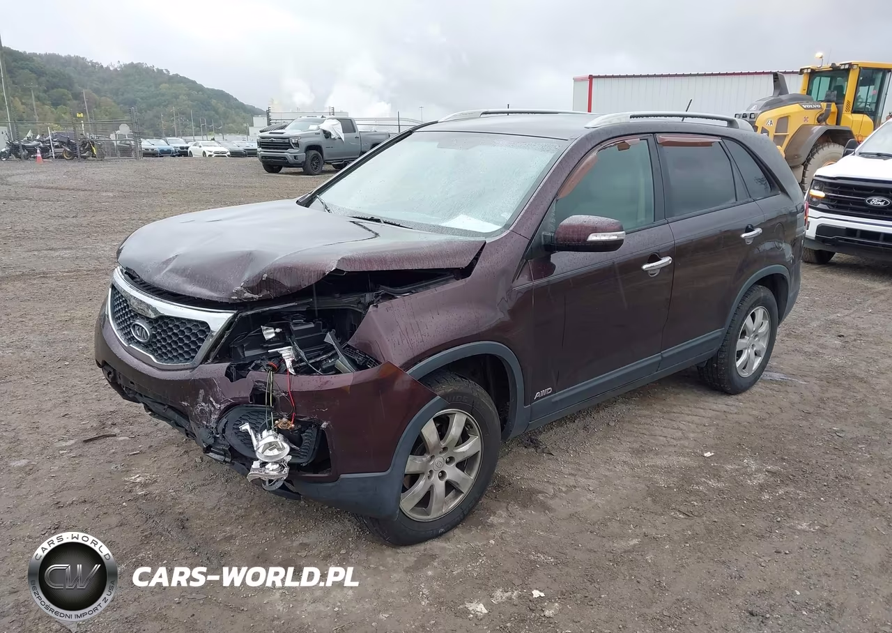 2011 Kia Sorento Lx VIN:5XYKTCA13BG122485 - 2