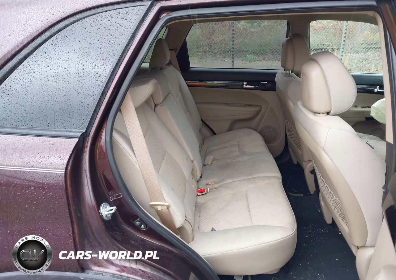 2011 Kia Sorento Lx VIN:5XYKTCA13BG122485 - 8