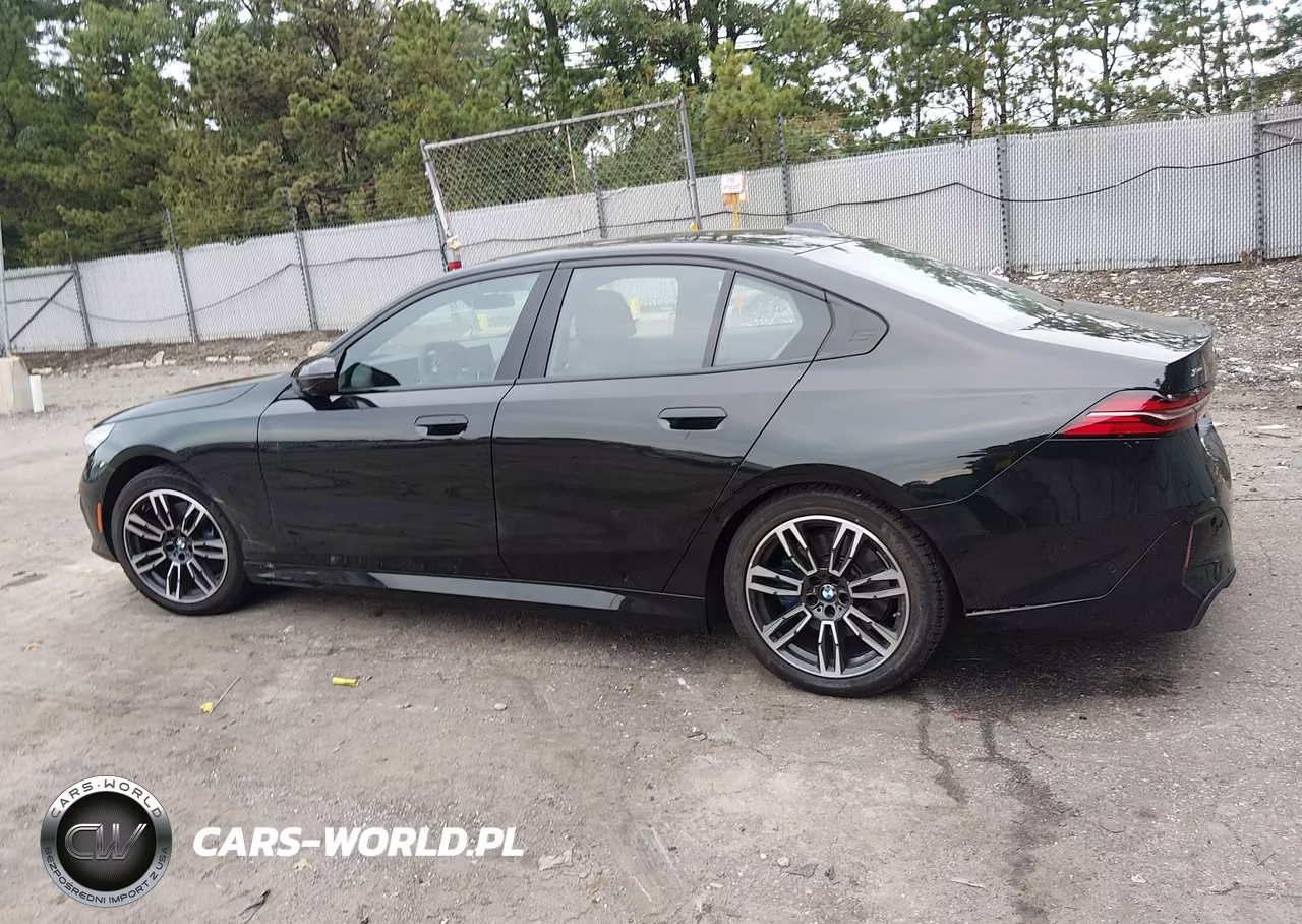 2027 BMW 530I xDrive Msport VIN:WBA53FJ05VCY16932 - 14