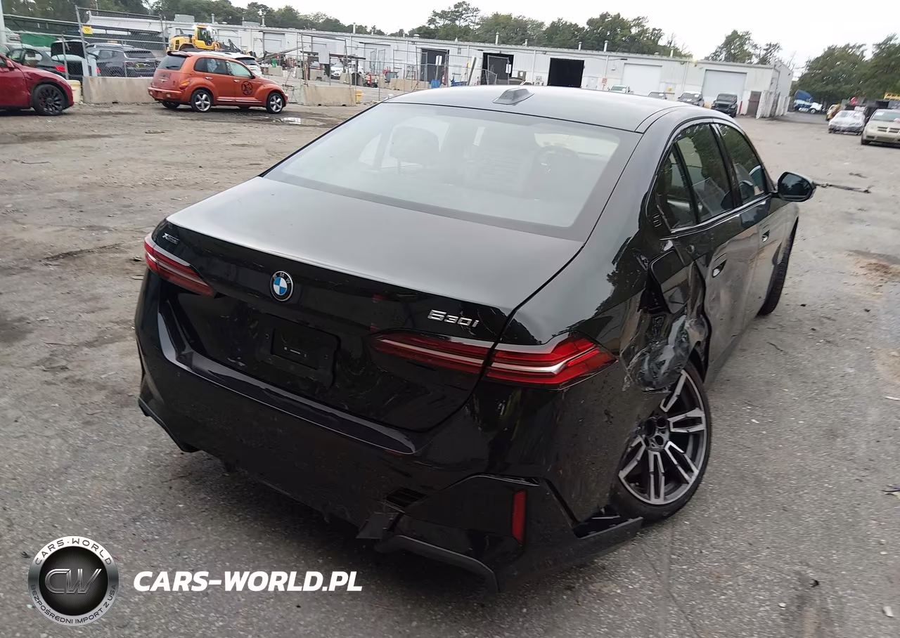 2027 BMW 530I xDrive Msport VIN:WBA53FJ05VCY16932 - 4
