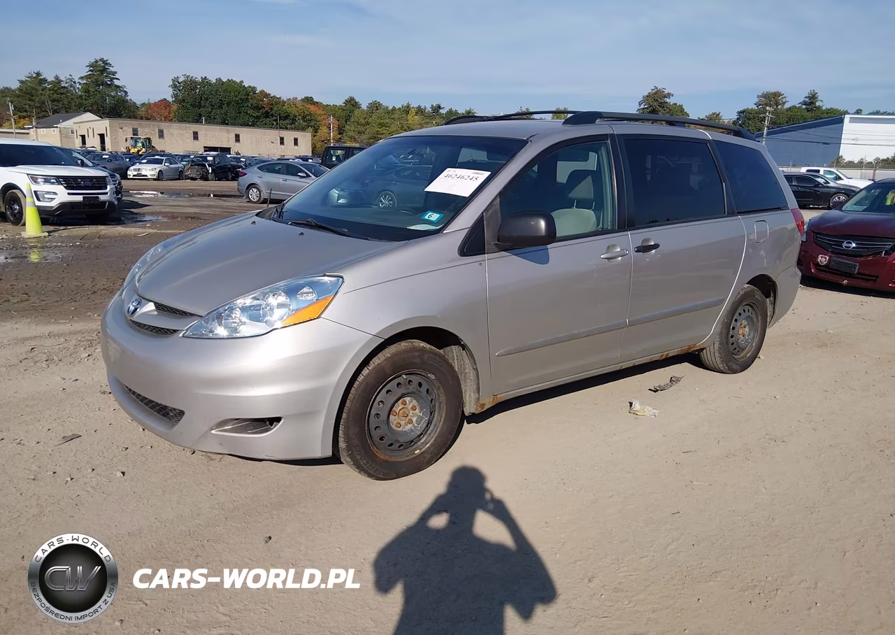 2008 Toyota Sienna Le VIN:5TDZK23C48S173709 - 2
