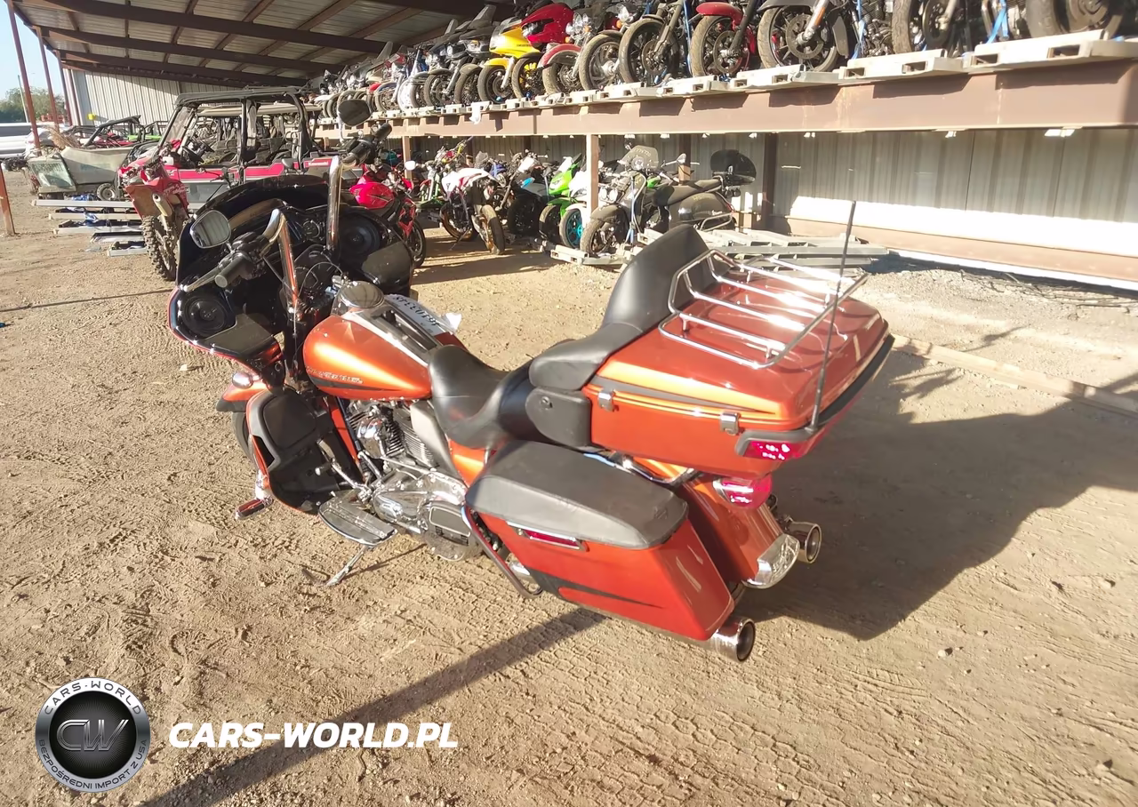 2019 Harley-Davidson Fltru VIN:1HD1KGF17KB632782 - 3