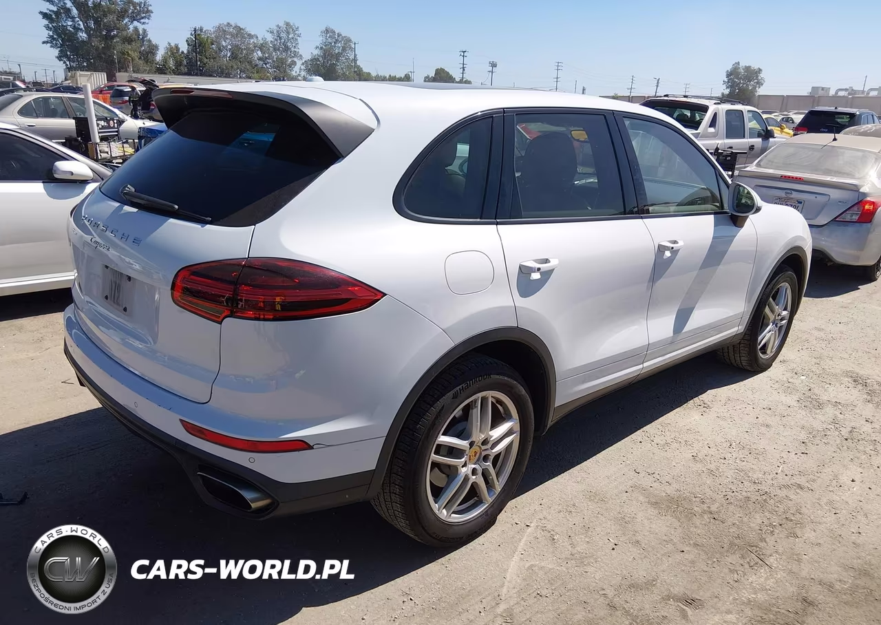 2016 Porsche Cayenne VIN:WP1AA2A23GKA10483 - 4