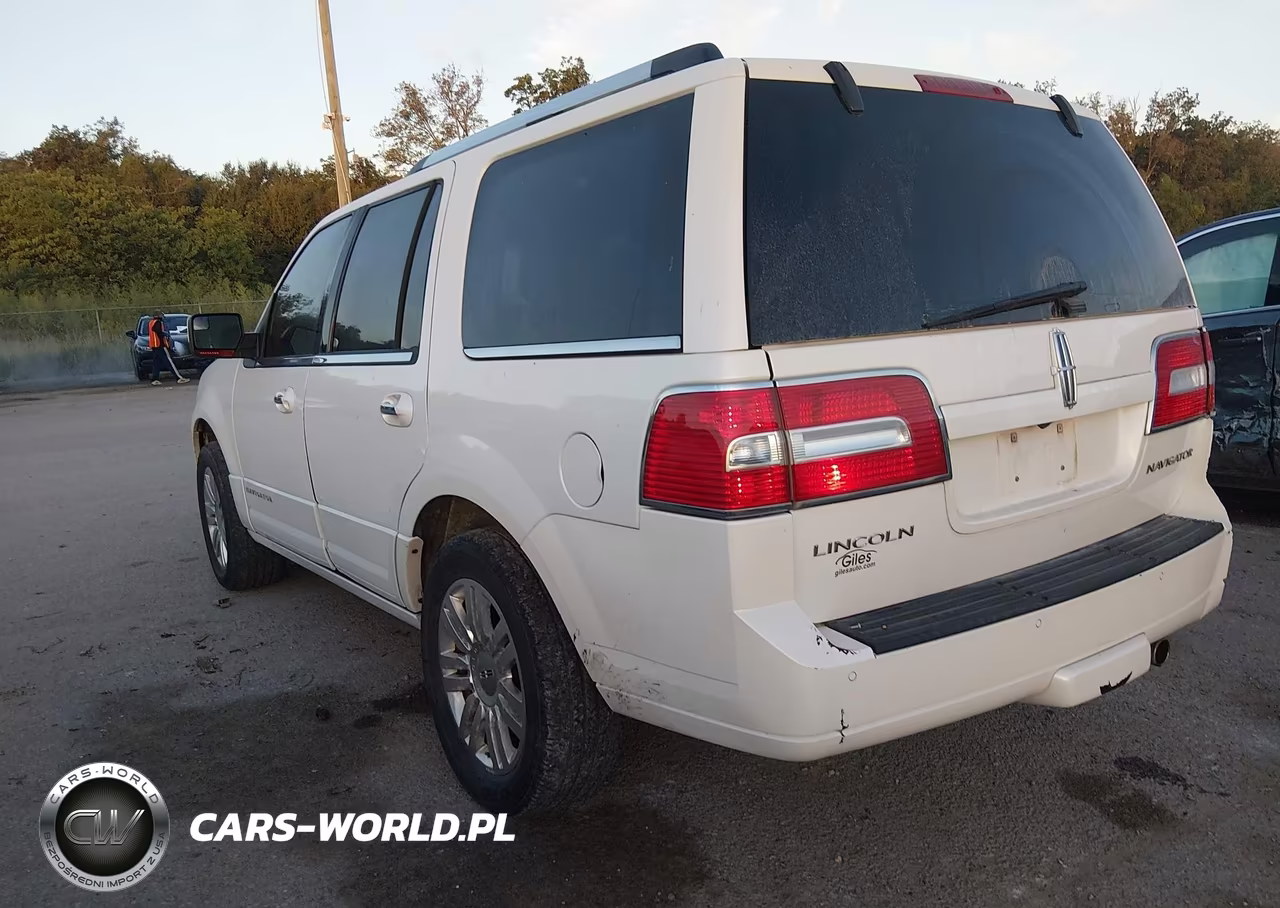 2013 Lincoln Navigator VIN:5LMJJ2H57DEL03128 - 3