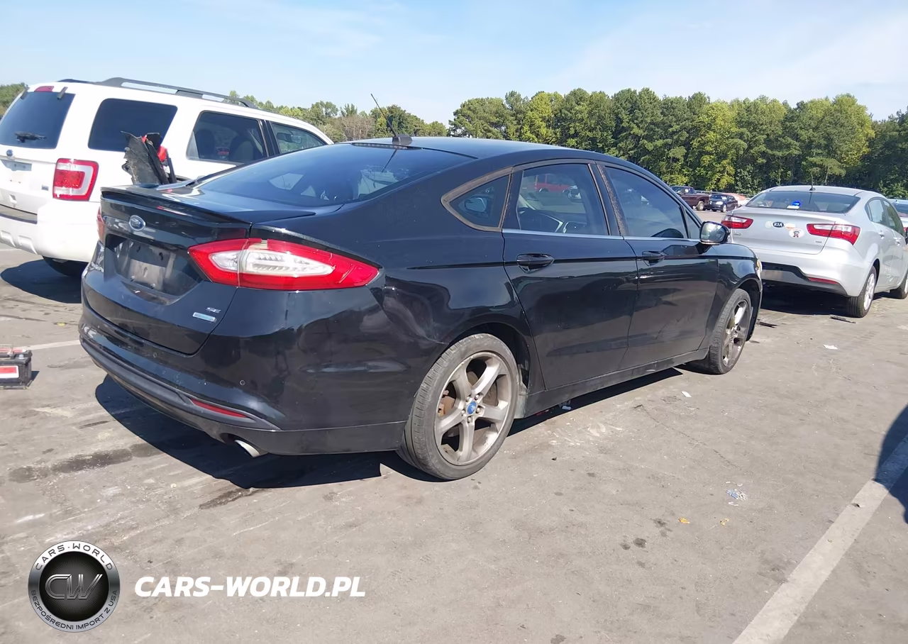 2013 Ford Fusion Se VIN:3FA6P0HR5DR246143 - 4