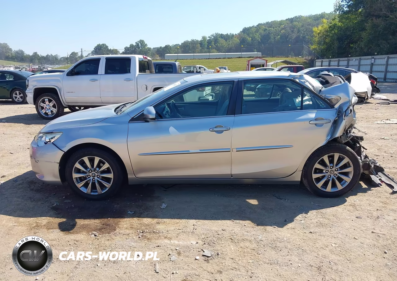 2016 Toyota Camry Xle VIN:4T1BF1FK5GU532011 - 14
