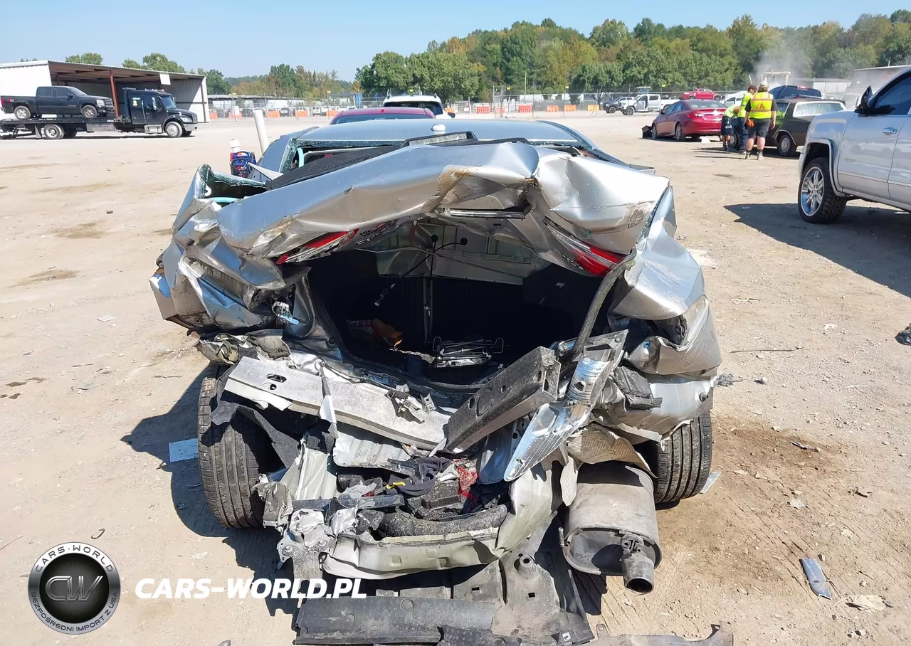 2016 Toyota Camry Xle VIN:4T1BF1FK5GU532011 - 16
