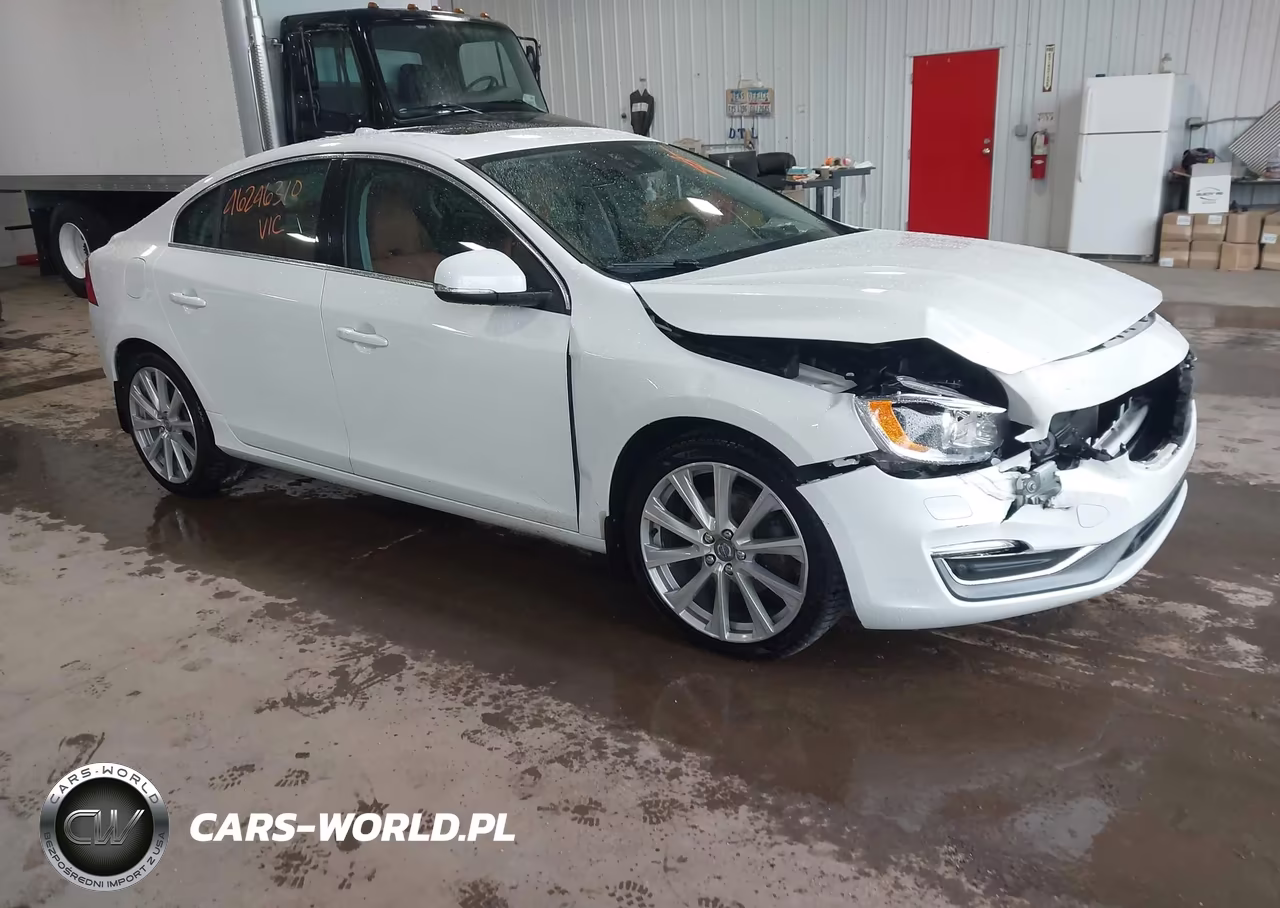 2017 Volvo S60 Inscription T5 Platinum