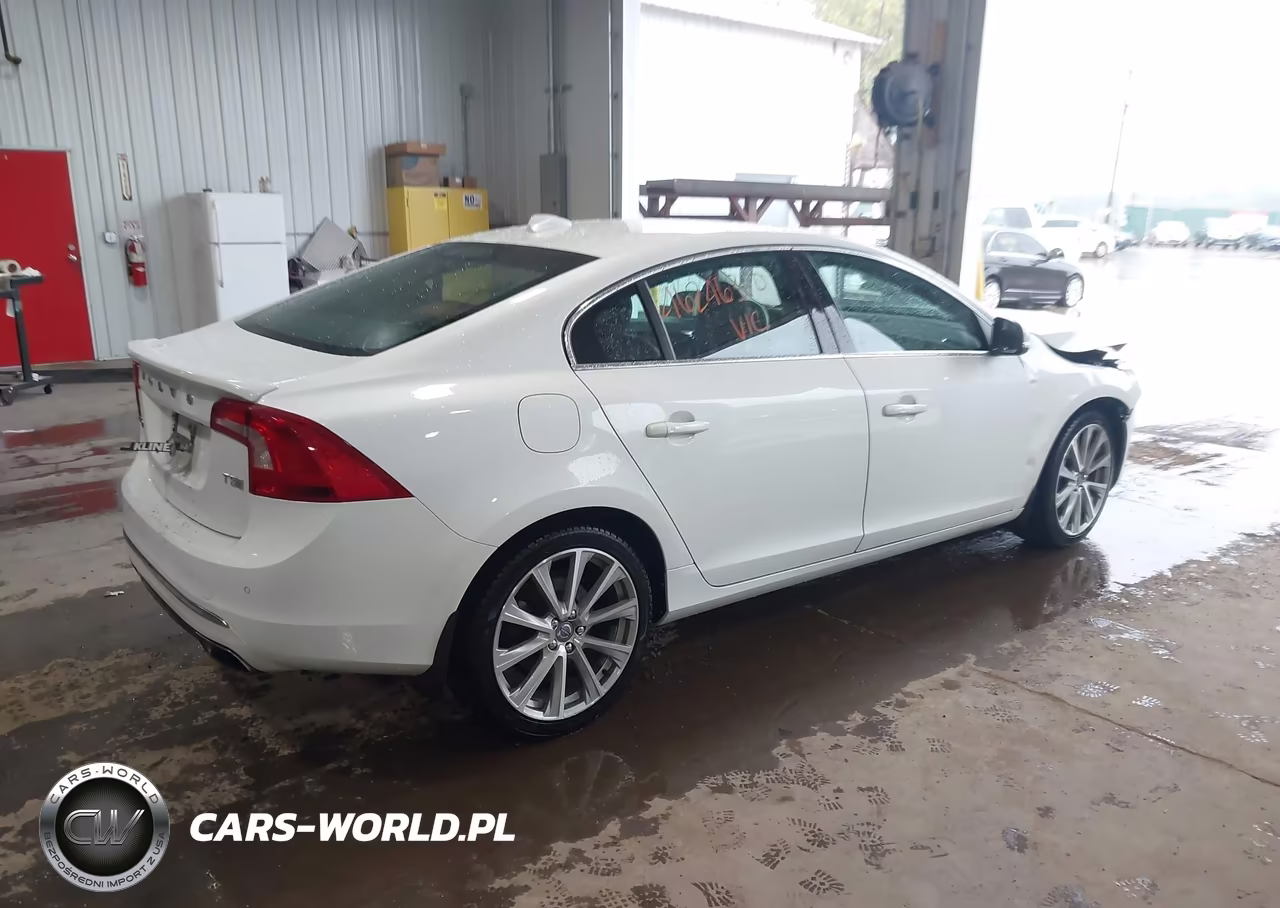 2017 Volvo S60 Inscription T5 Platinum VIN:LYV402HM5HB143707 - 4