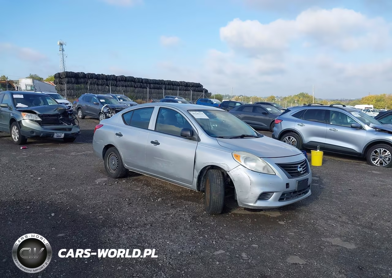 2012 Nissan Versa 1.6 S