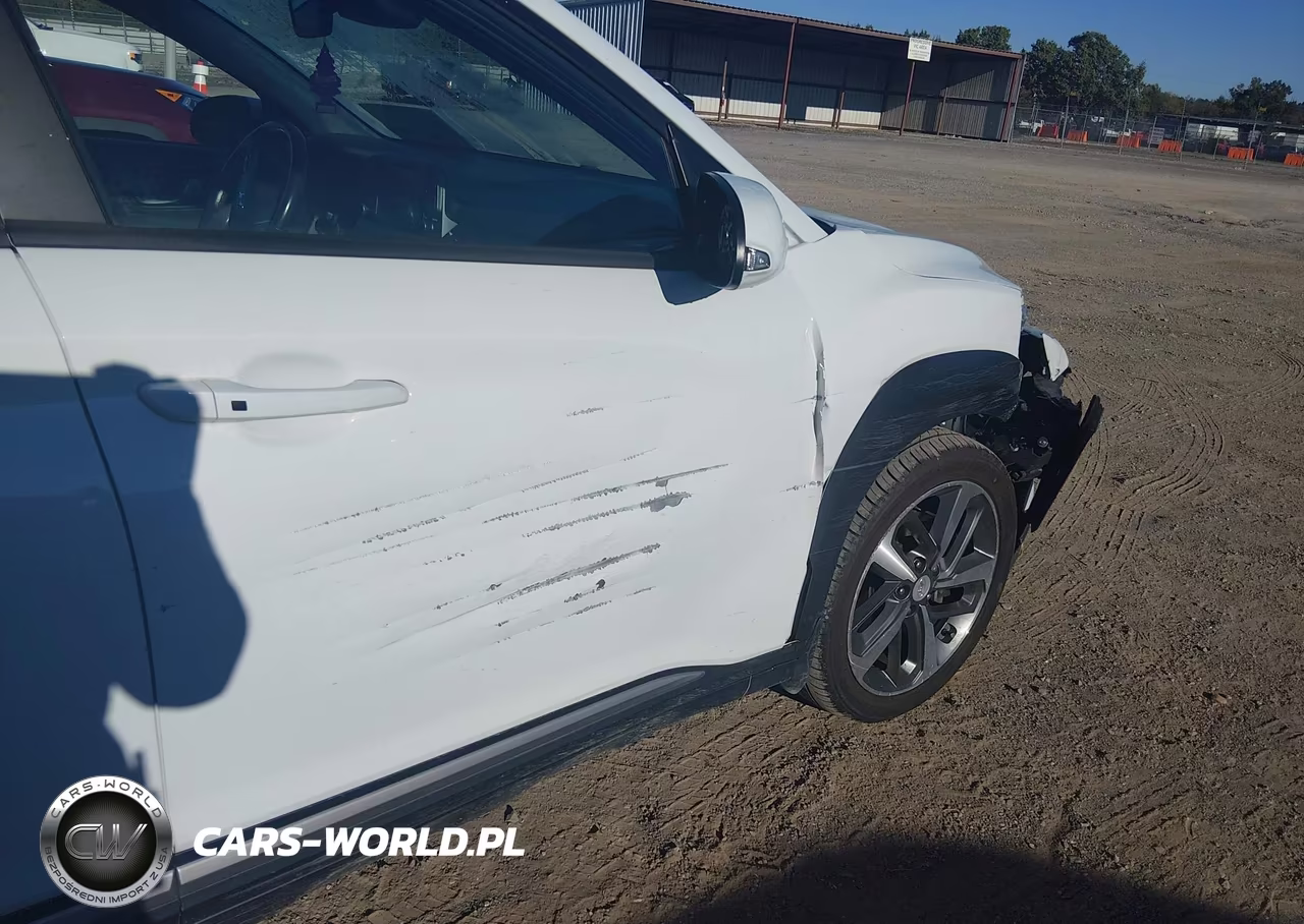 2021 Hyundai Kona Ultimate VIN:KM8K5CA51MU625992 - 17