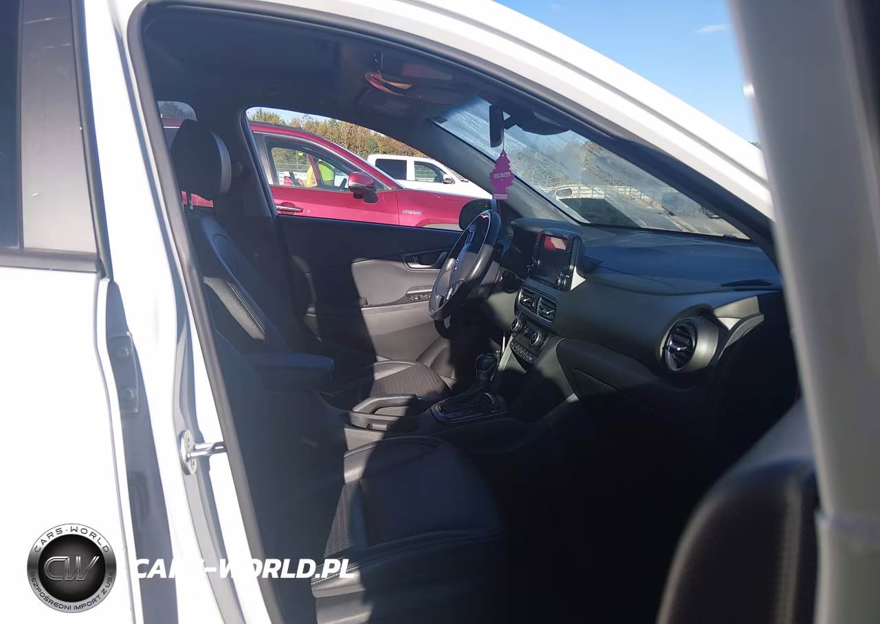 2021 Hyundai Kona Ultimate VIN:KM8K5CA51MU625992 - 5