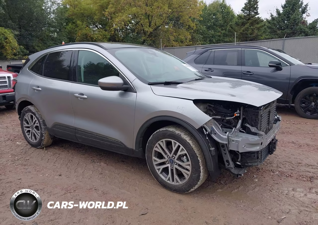 2022 Ford Escape Sel