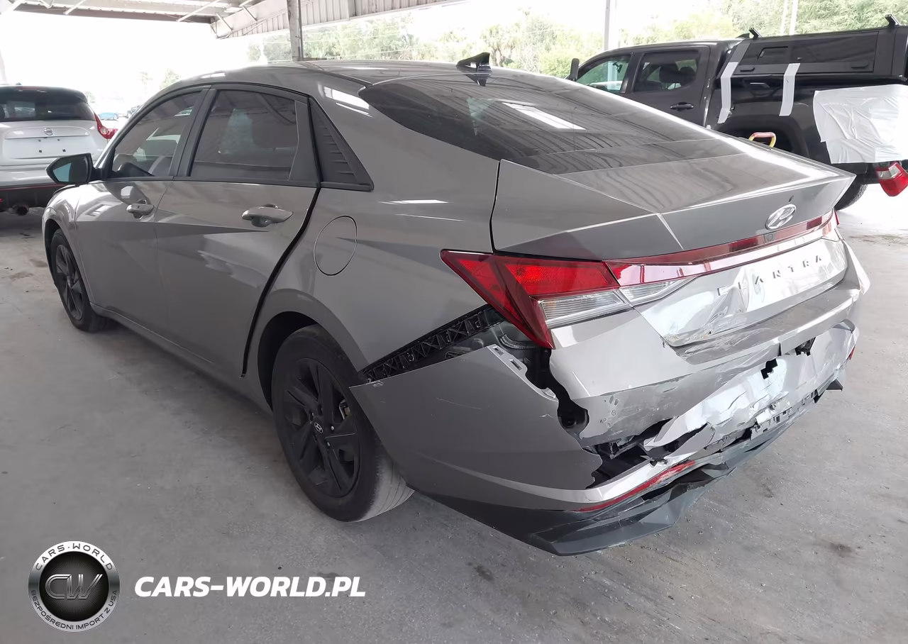 2023 Hyundai Elantra Sel VIN:KMHLM4AG5PU485450 - 3