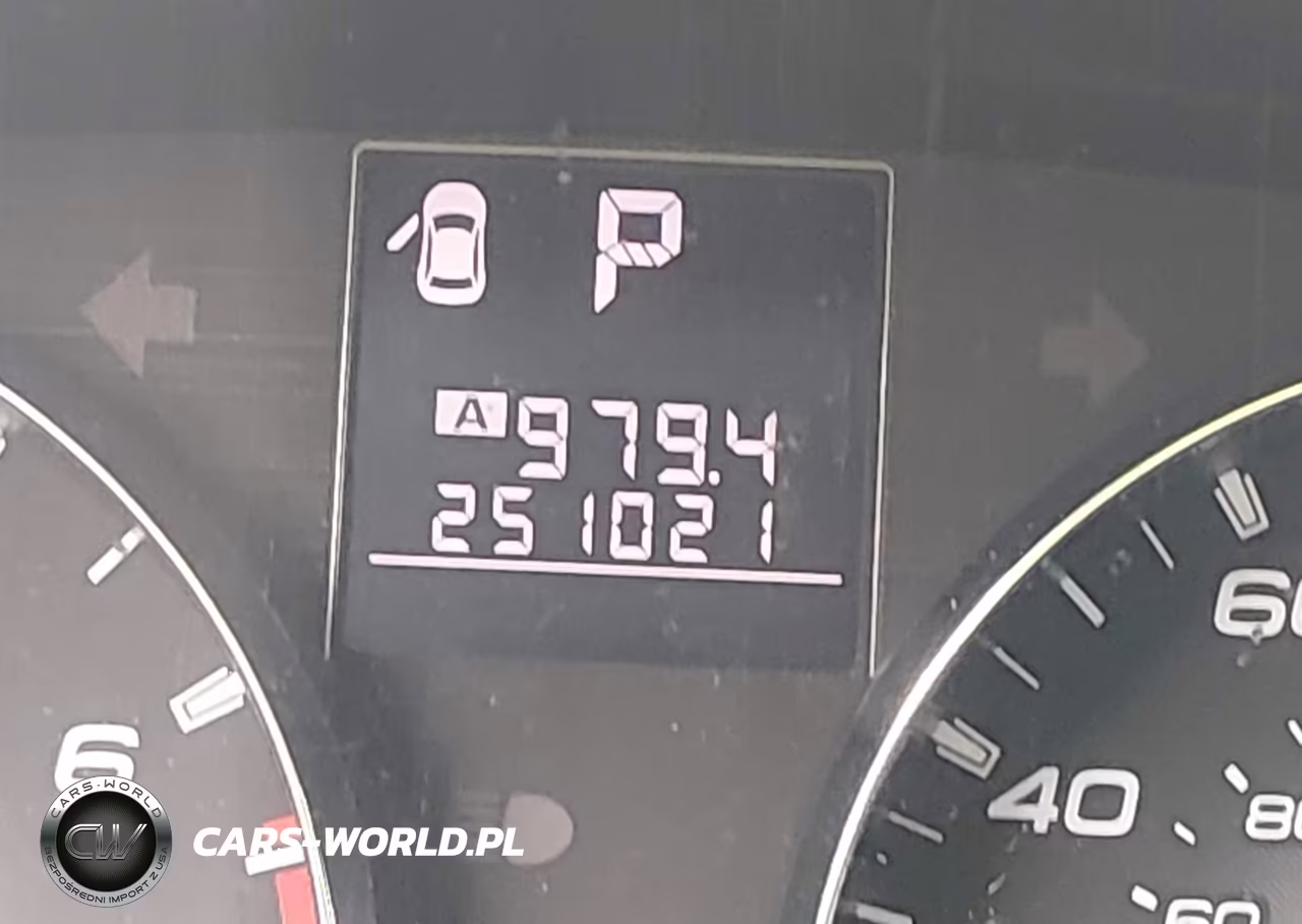 2011 Subaru Outback 2.5I Premium VIN:4S4BRBCCXB3373480 - 12