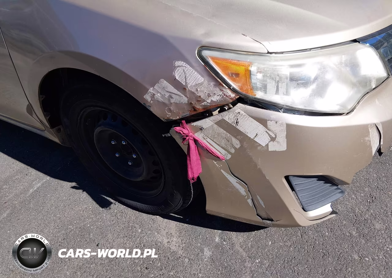 2012 Toyota Camry Le VIN:4T1BF1FK5CU530883 - 13