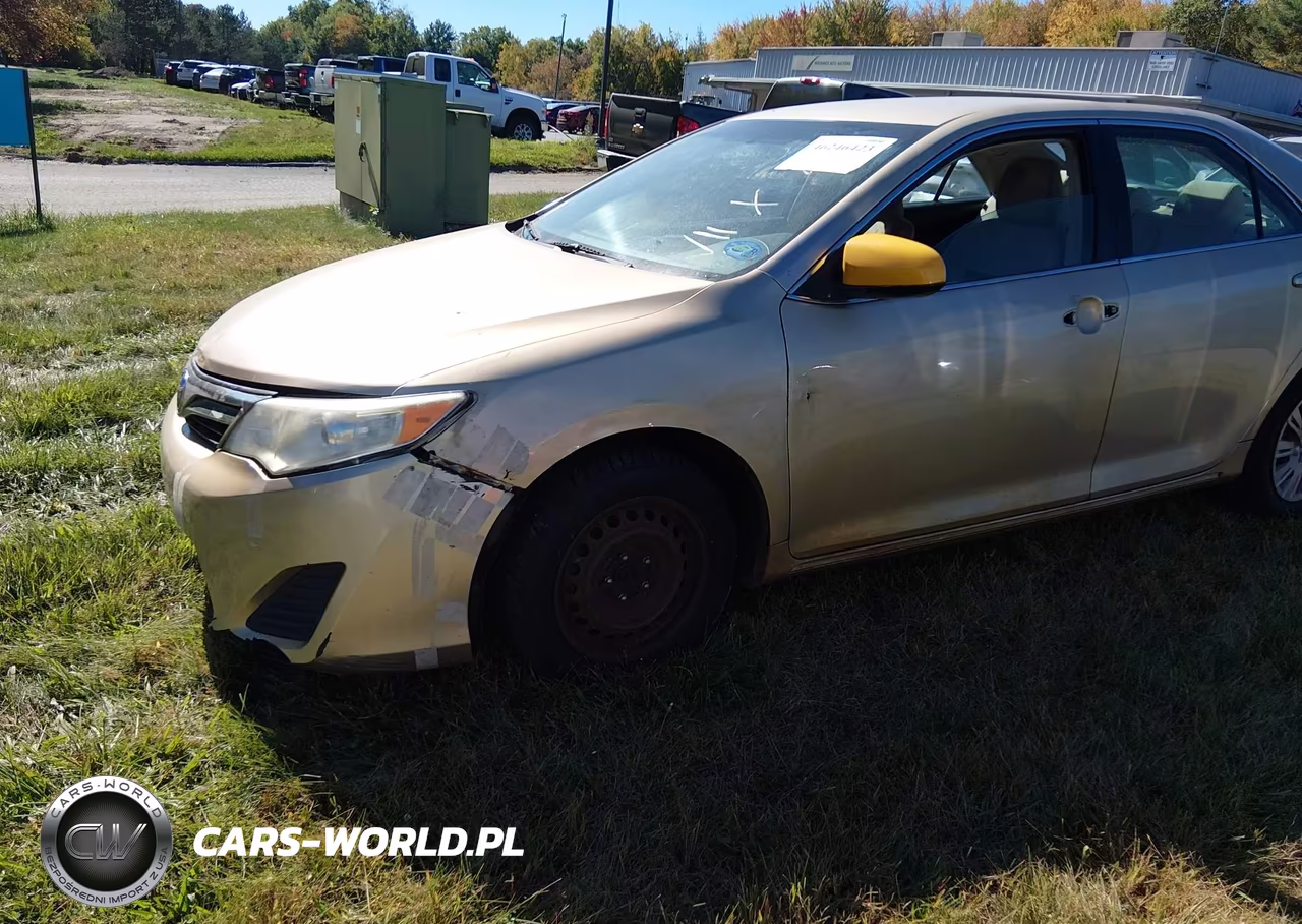 2012 Toyota Camry Le VIN:4T1BF1FK5CU530883 - 2