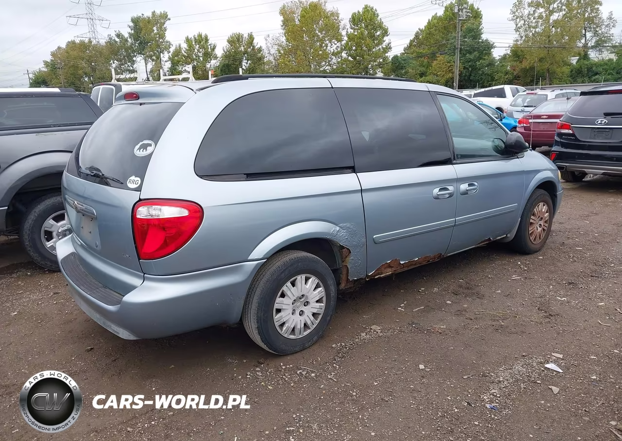2006 Chrysler Town & Country Lx VIN:2A4GP44R06R904756 - 4