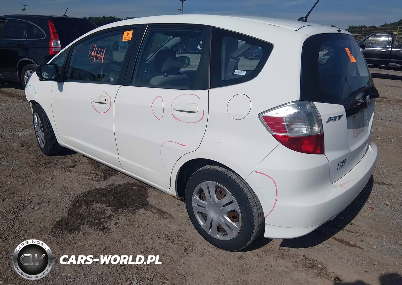 2009 Honda Fit VIN:JHMGE88229C000371 - 3