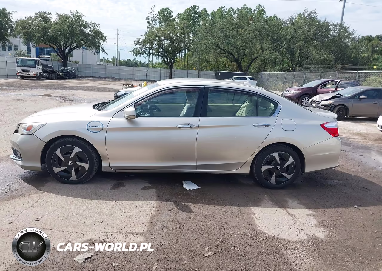 2014 Honda Accord Plug-In Hybrid VIN:JHMCR5F75EC000536 - 14