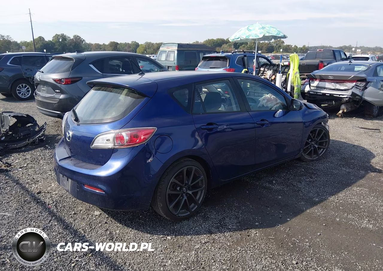 2013 Mazda Mazda3 I Touring VIN:JM1BL1LP8D1739485 - 4