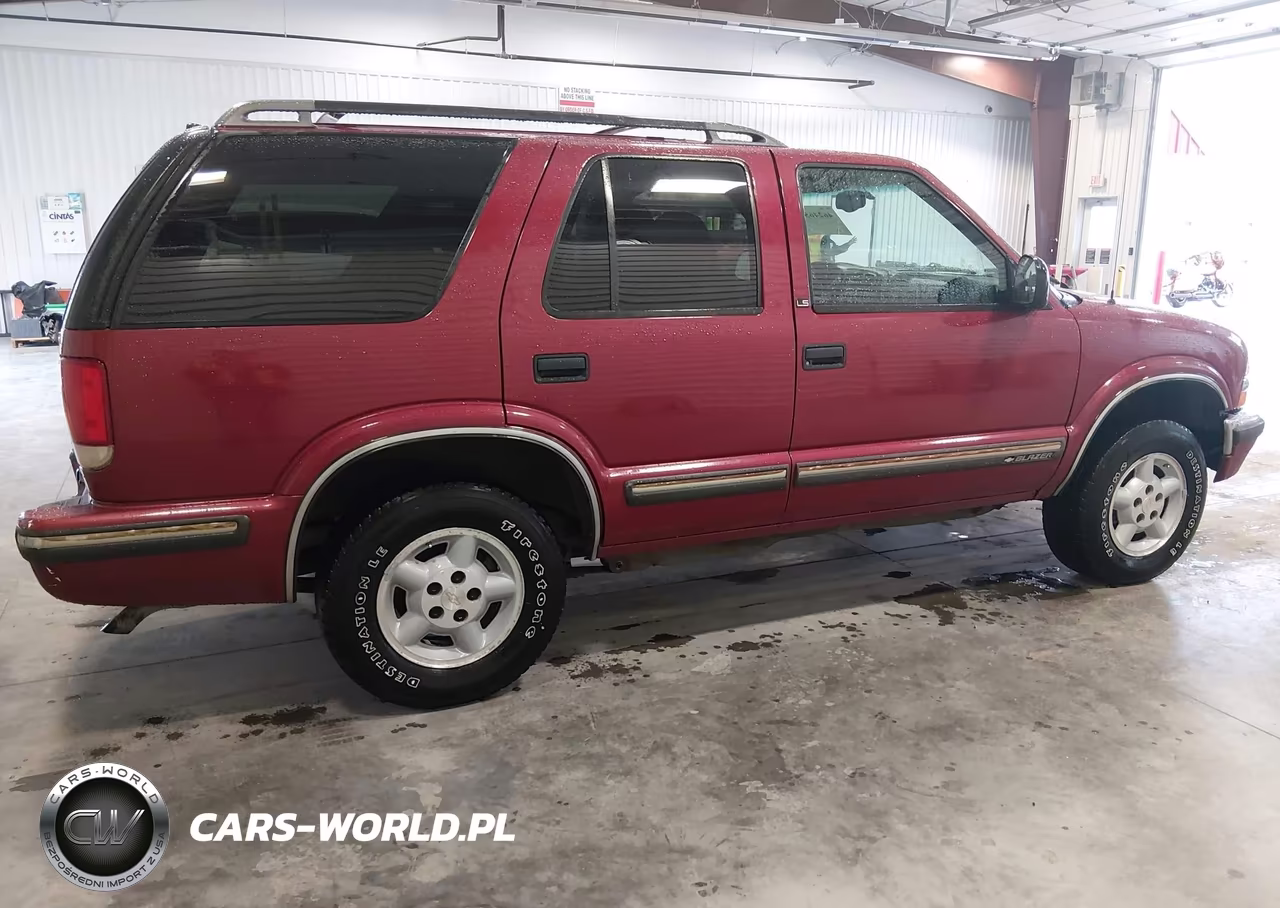 1998 Chevrolet Blazer Ls VIN:1GNDT13W4WK123951 - 4