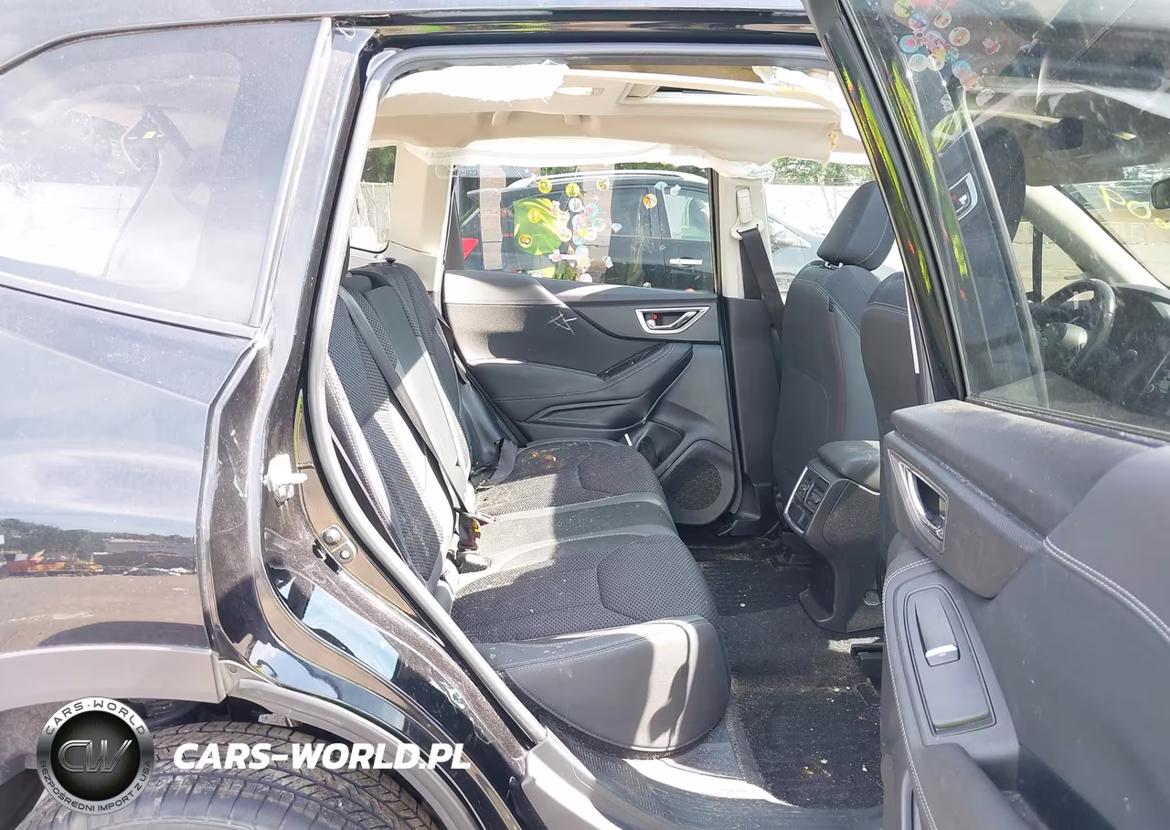 2019 Subaru Forester Premium VIN:JF2SKAECXKH512883 - 8