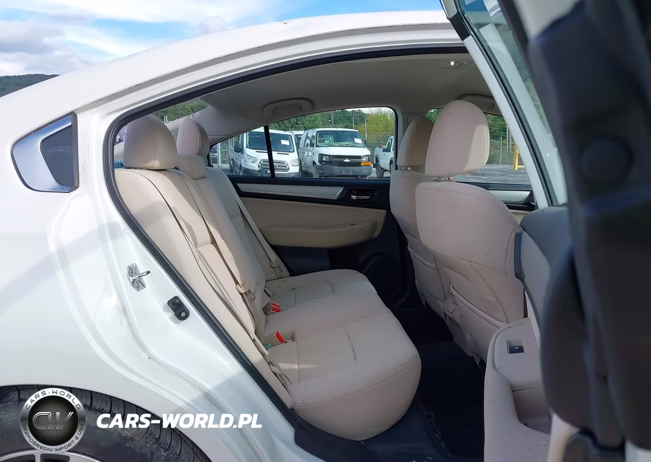 2018 Subaru Legacy 2.5I Premium VIN:4S3BNAC69J3041243 - 8