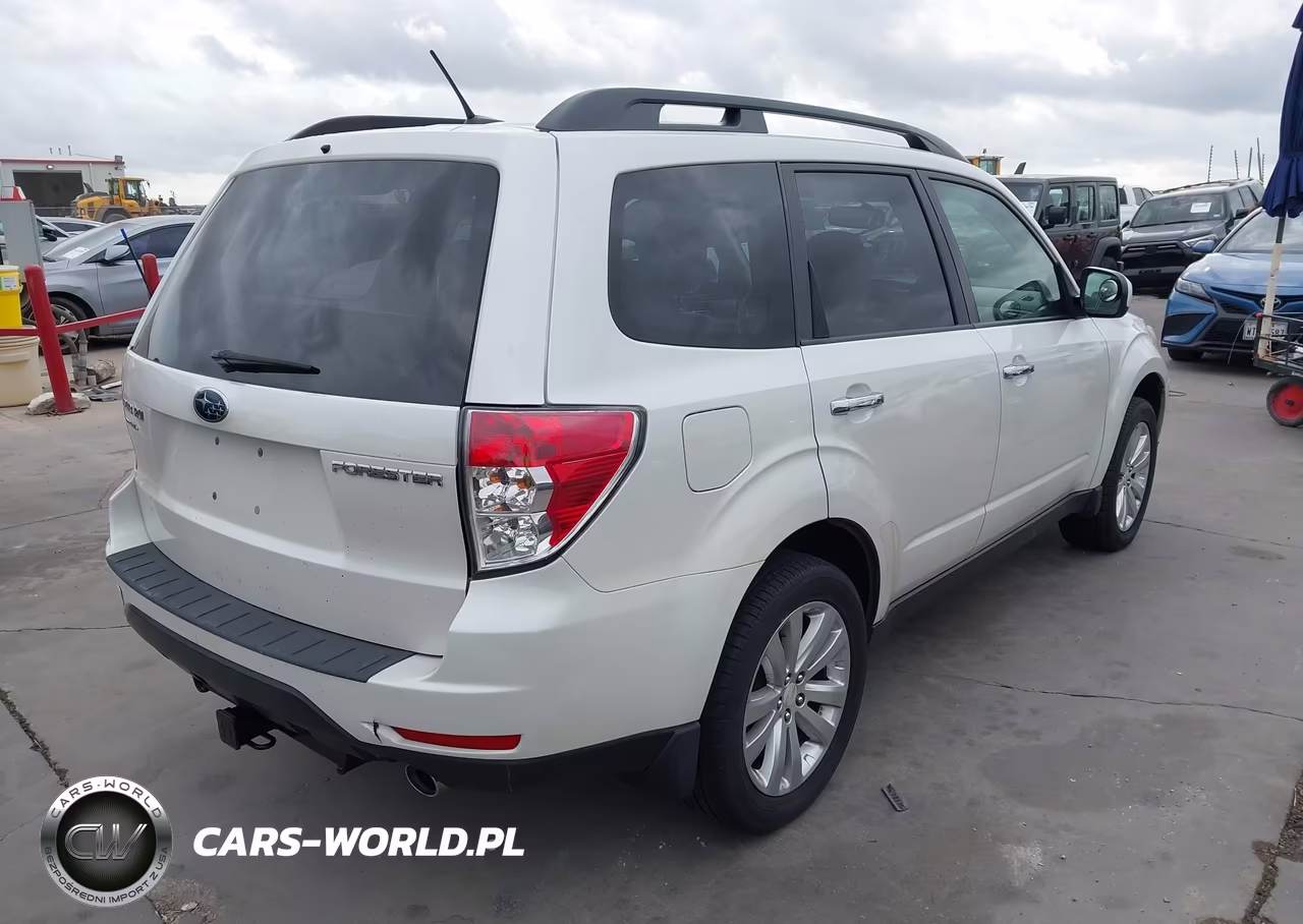 2012 Subaru Forester 2.5X Premium VIN:JF2SHBDC7CH457820 - 4