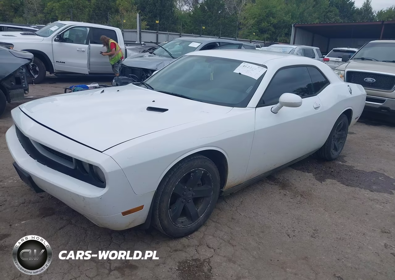 2013 Dodge Challenger Sxt VIN:2C3CDYAG9DH607337 - 2