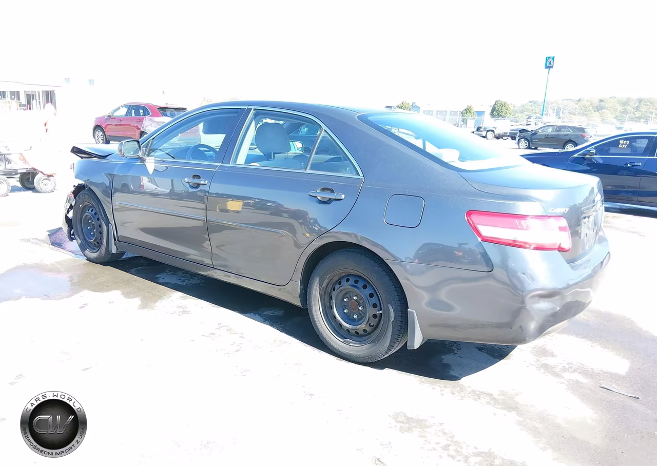 2010 Toyota Camry Le VIN:4T1BF3EK6AU063287 - 3