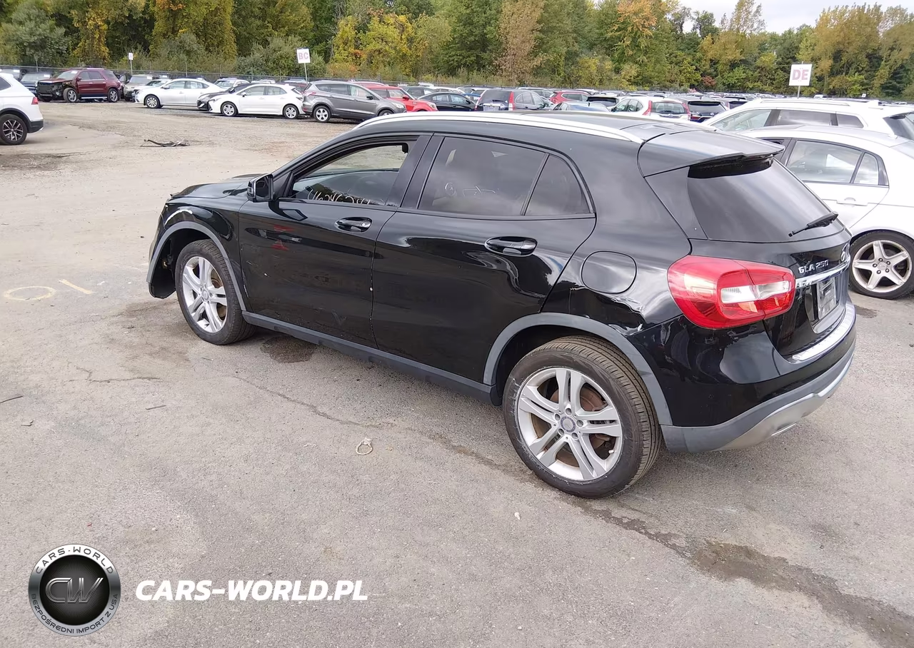 2018 Mercedes-Benz Gla 250 4Matic VIN:WDCTG4GB4JJ373474 - 3