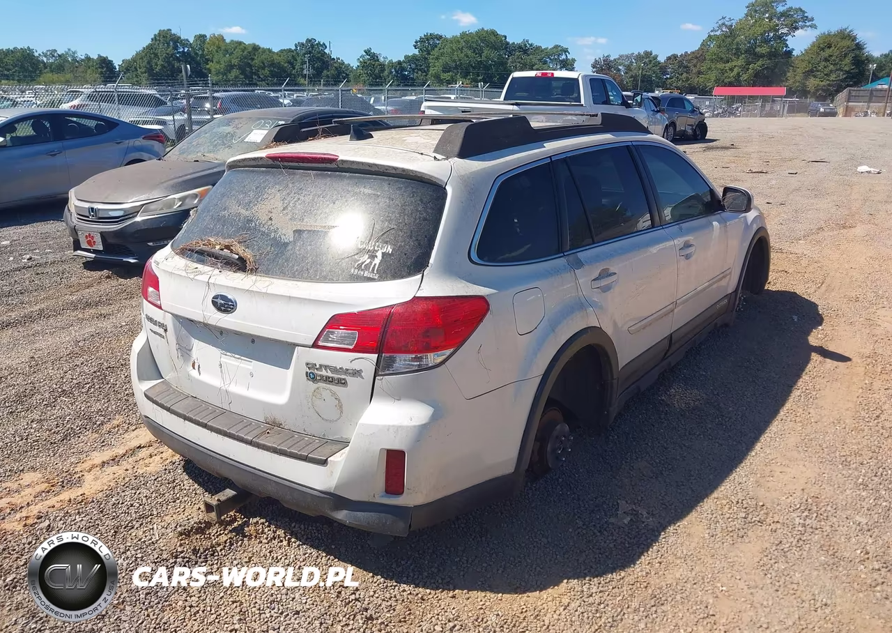 2014 Subaru Outback 2.5I Limited VIN:4S4BRCLC1E3215197 - 4