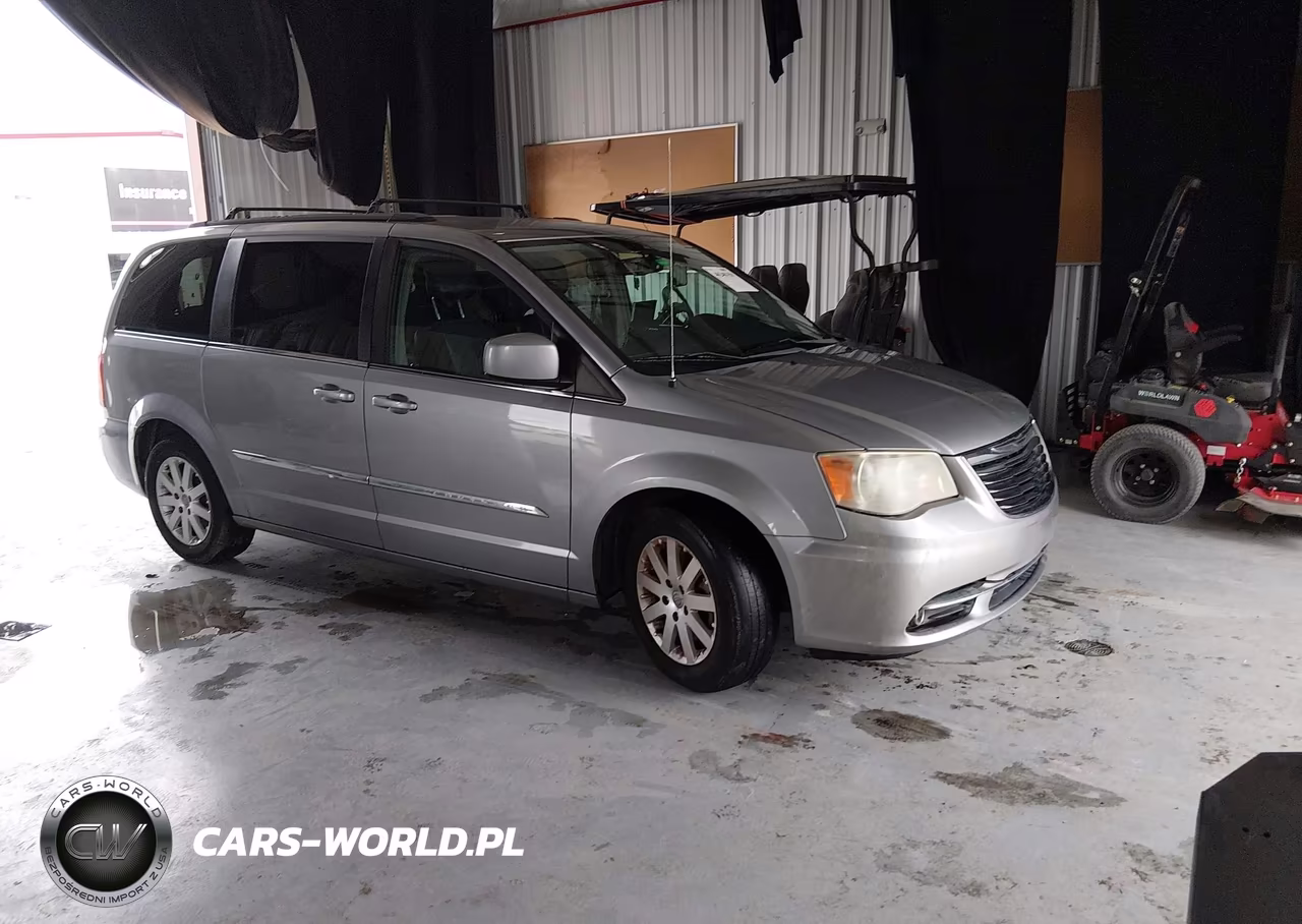 2013 Chrysler Town & Country Touring VIN:2C4RC1BG9DR743444 - 1