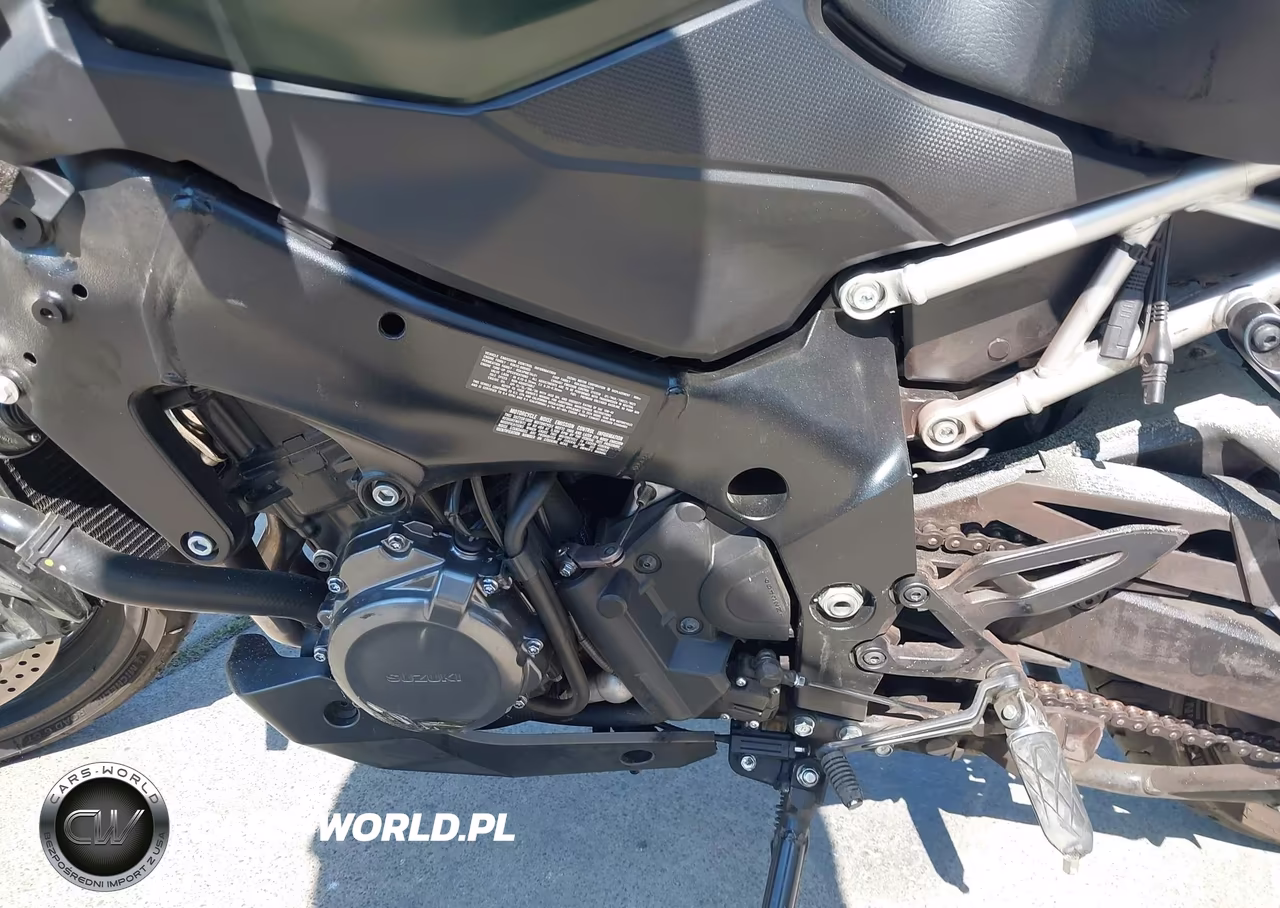 2024 Suzuki Gsx1000 Gx VIN:JS1EK14D6R7100296 - 9