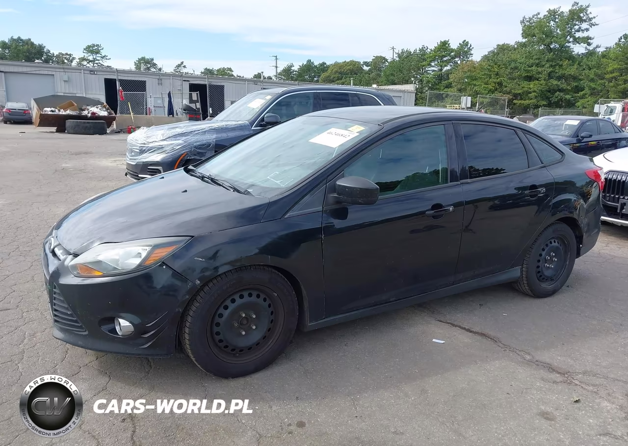 2012 Ford Focus Se VIN:1FAHP3F24CL268440 - 6