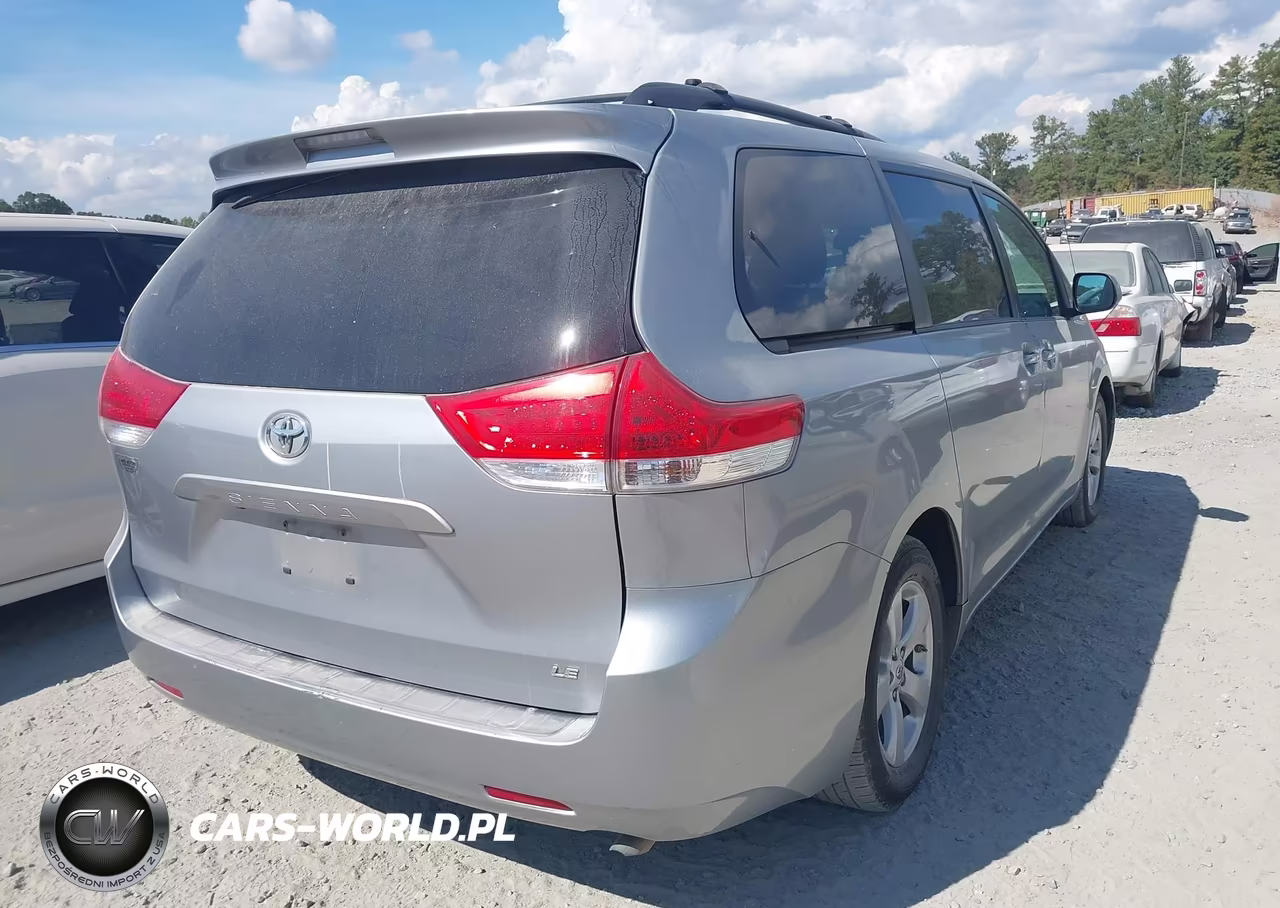 2011 Toyota Sienna Le V6 VIN:5TDKK3DC0BS148741 - 4