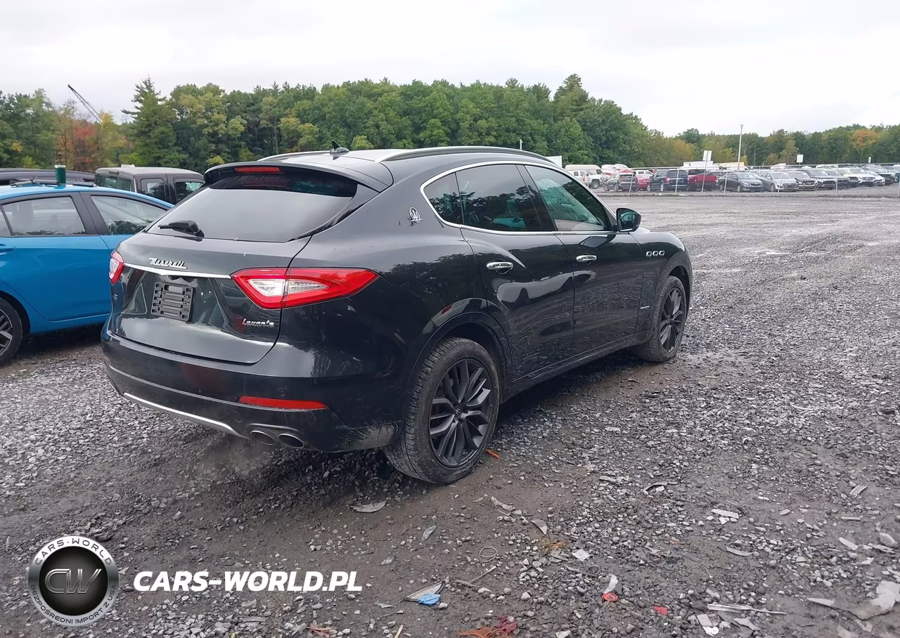 2019 Maserati Levante Granlusso VIN:ZN661XUL8KX310491 - 4