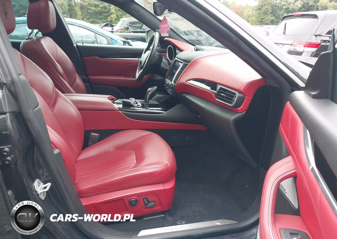 2019 Maserati Levante Granlusso VIN:ZN661XUL8KX310491 - 5