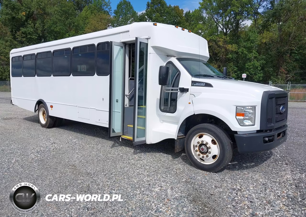2017 Ford F-650 Diesel