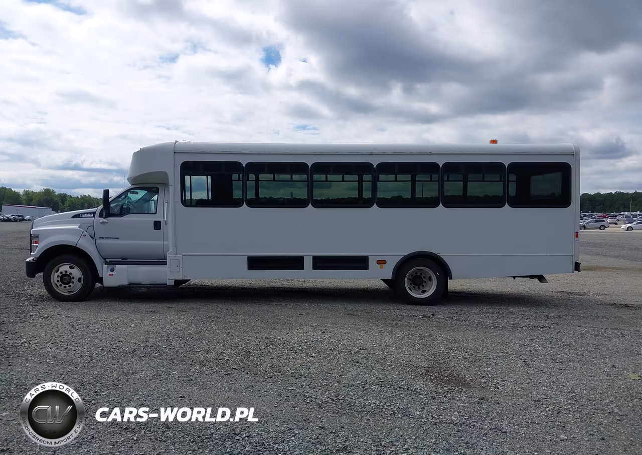 2017 Ford F-650 Diesel VIN:1FDXF6DC4HDB10330 - 19