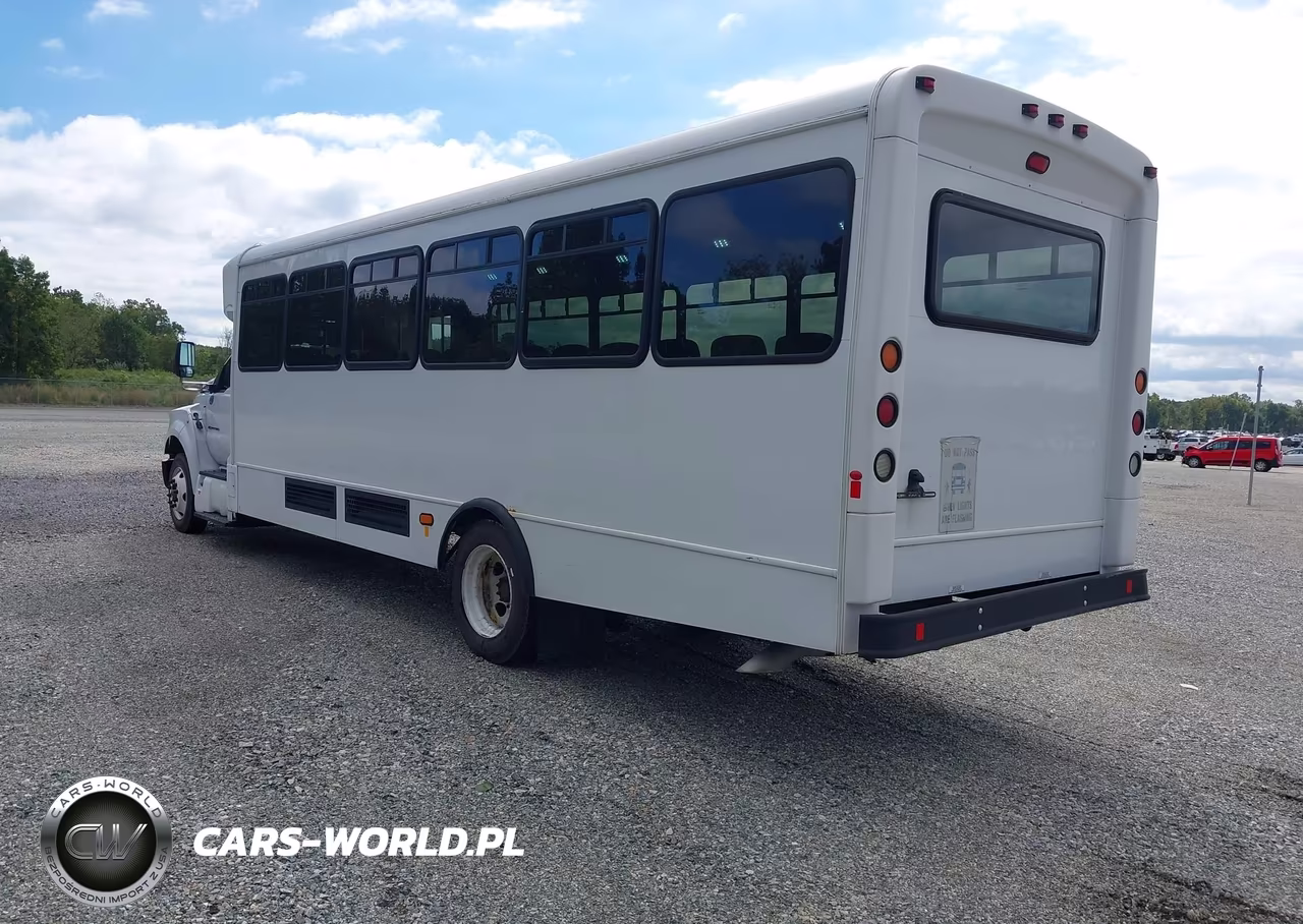 2017 Ford F-650 Diesel VIN:1FDXF6DC4HDB10330 - 3