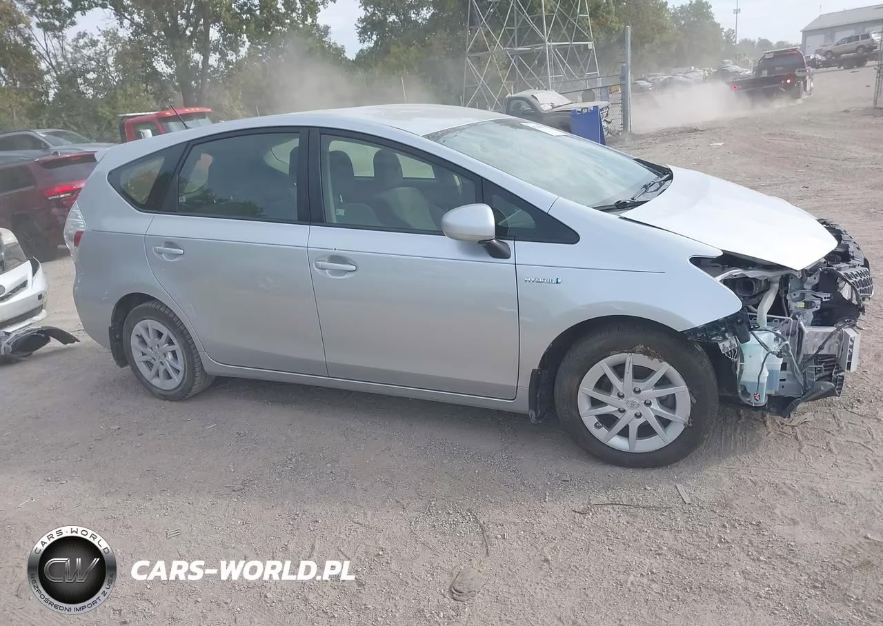 2012 Toyota Prius V Three VIN:JTDZN3EU8C3134389 - 13