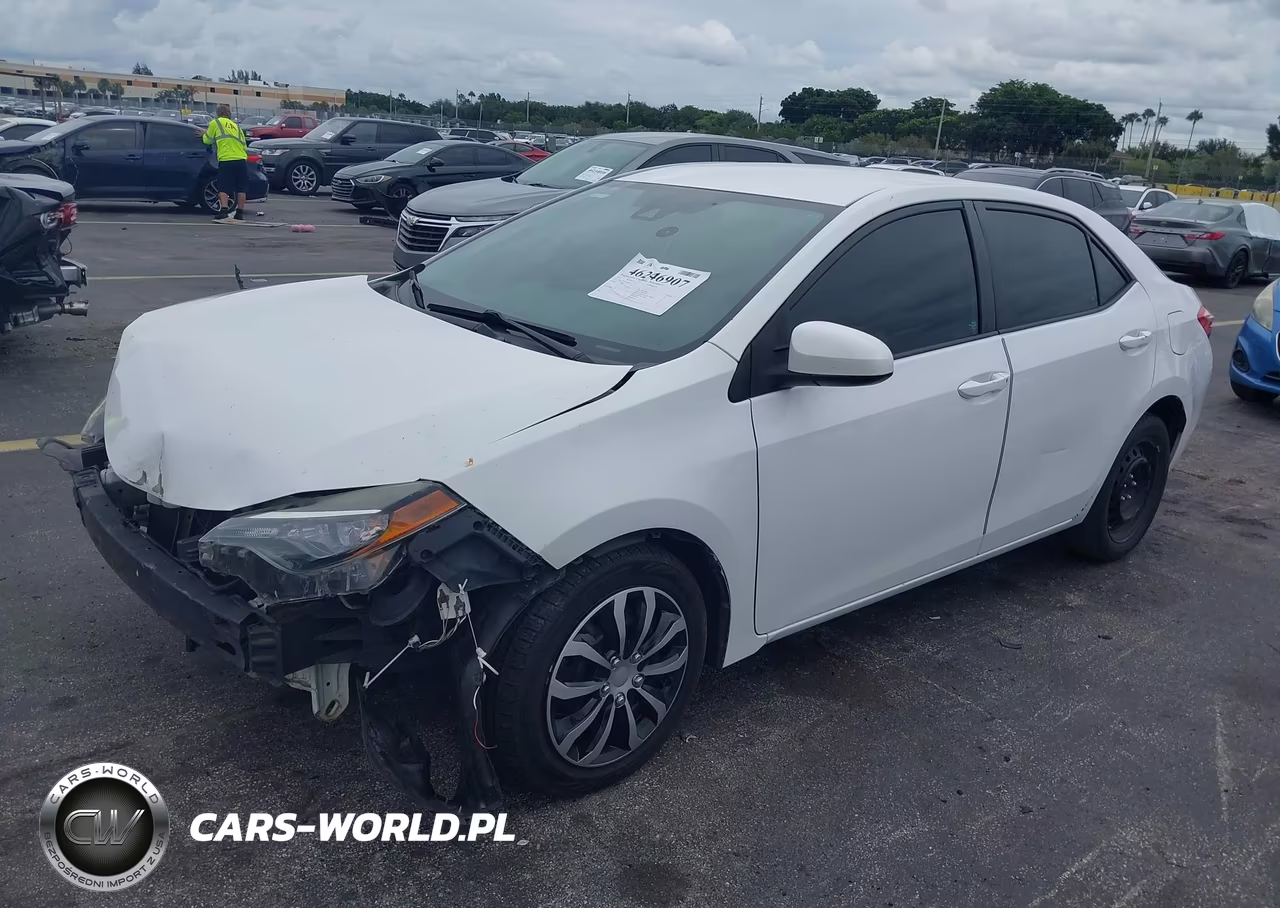 2017 Toyota Corolla Le VIN:5YFBURHE1HP653276 - 2
