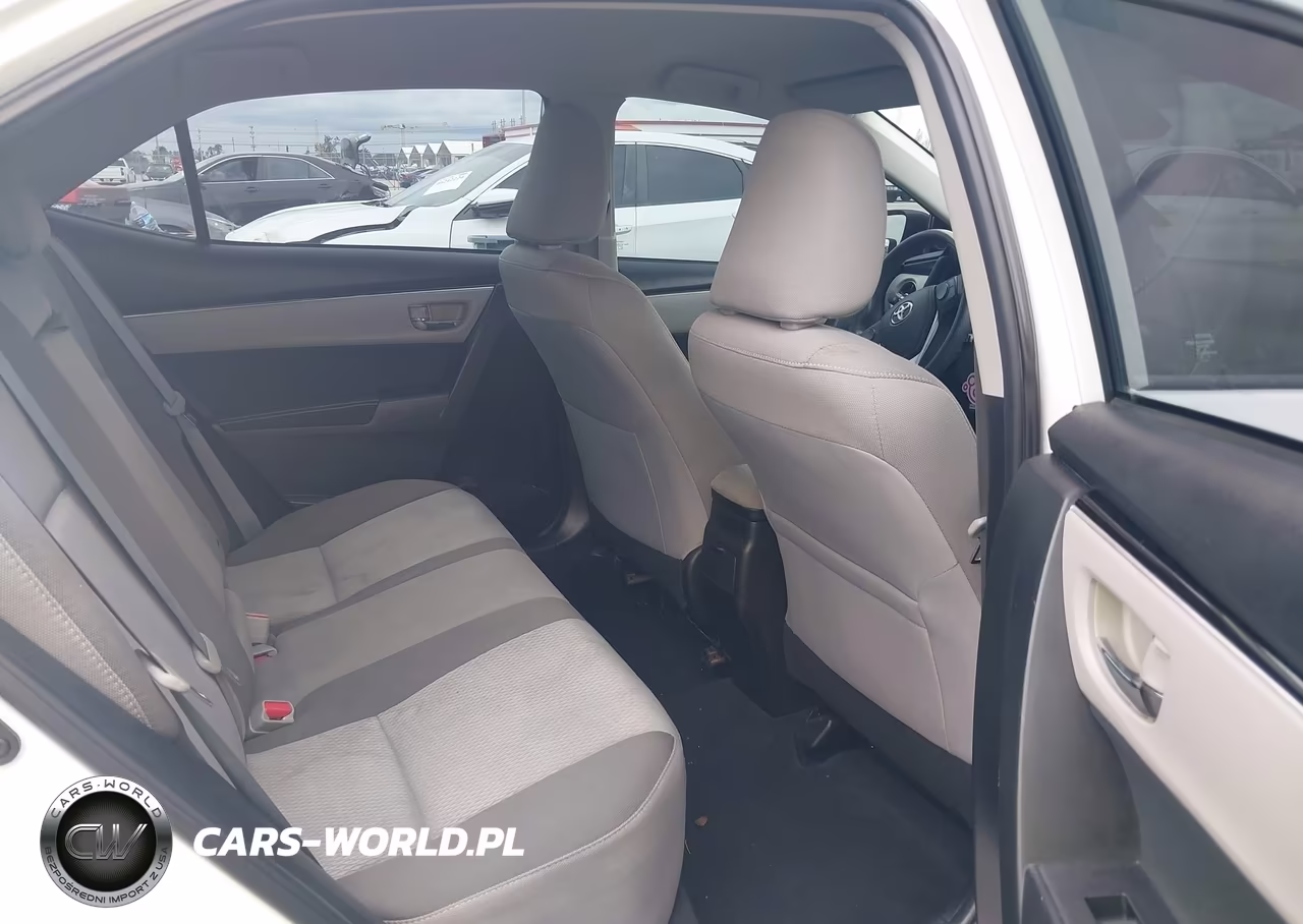 2017 Toyota Corolla Le VIN:5YFBURHE1HP653276 - 8