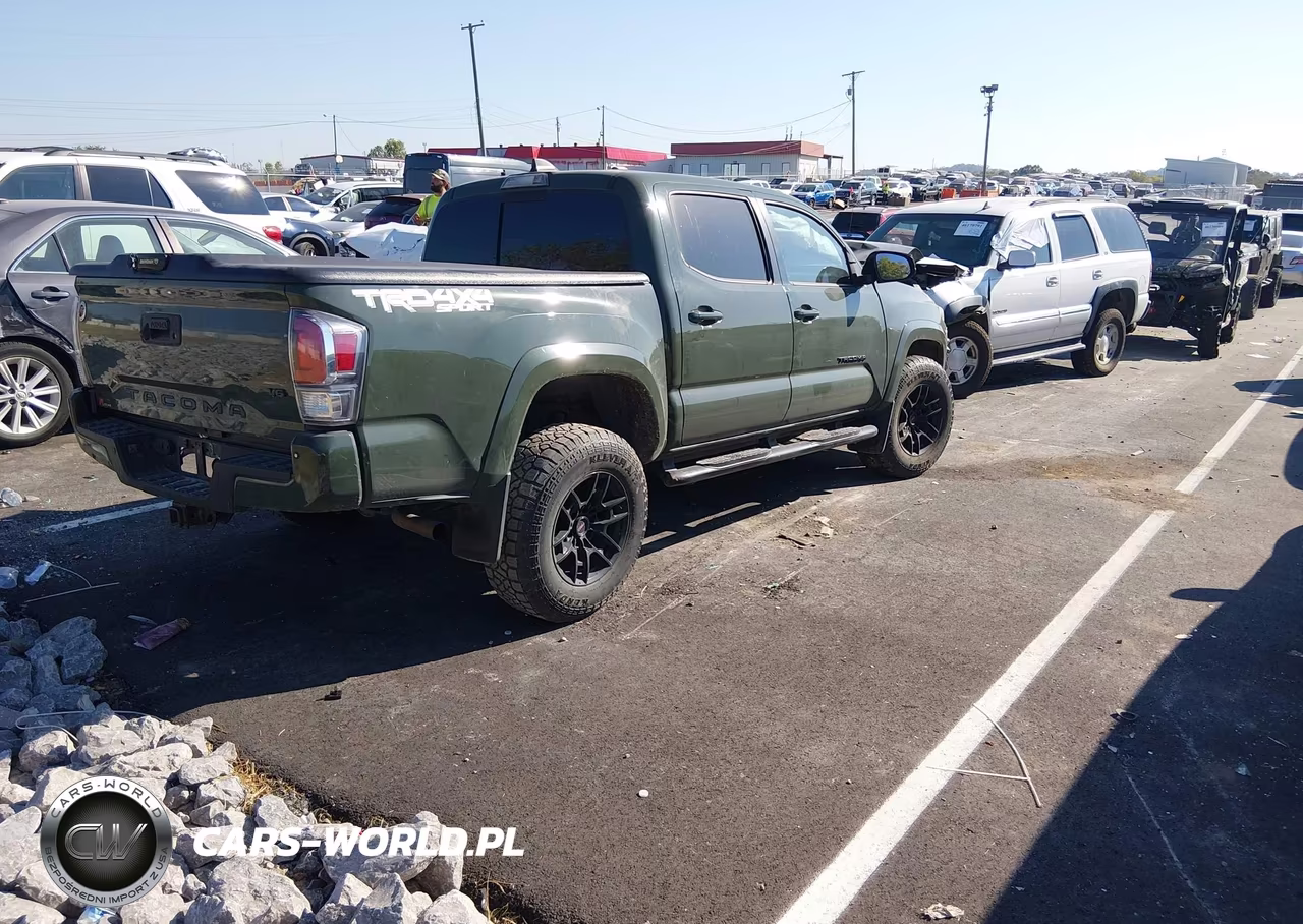 2021 Toyota Tacoma Trd Sport VIN:3TMCZ5AN5MM377338 - 4