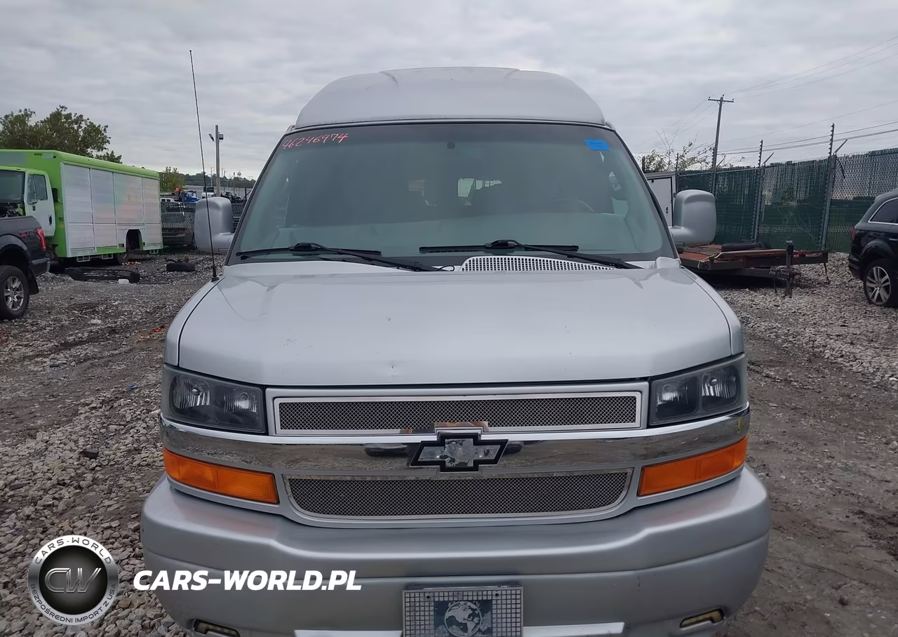 2018 Chevrolet Express 2500 Work Van VIN:1GCWGBFGXJ1162655 - 12