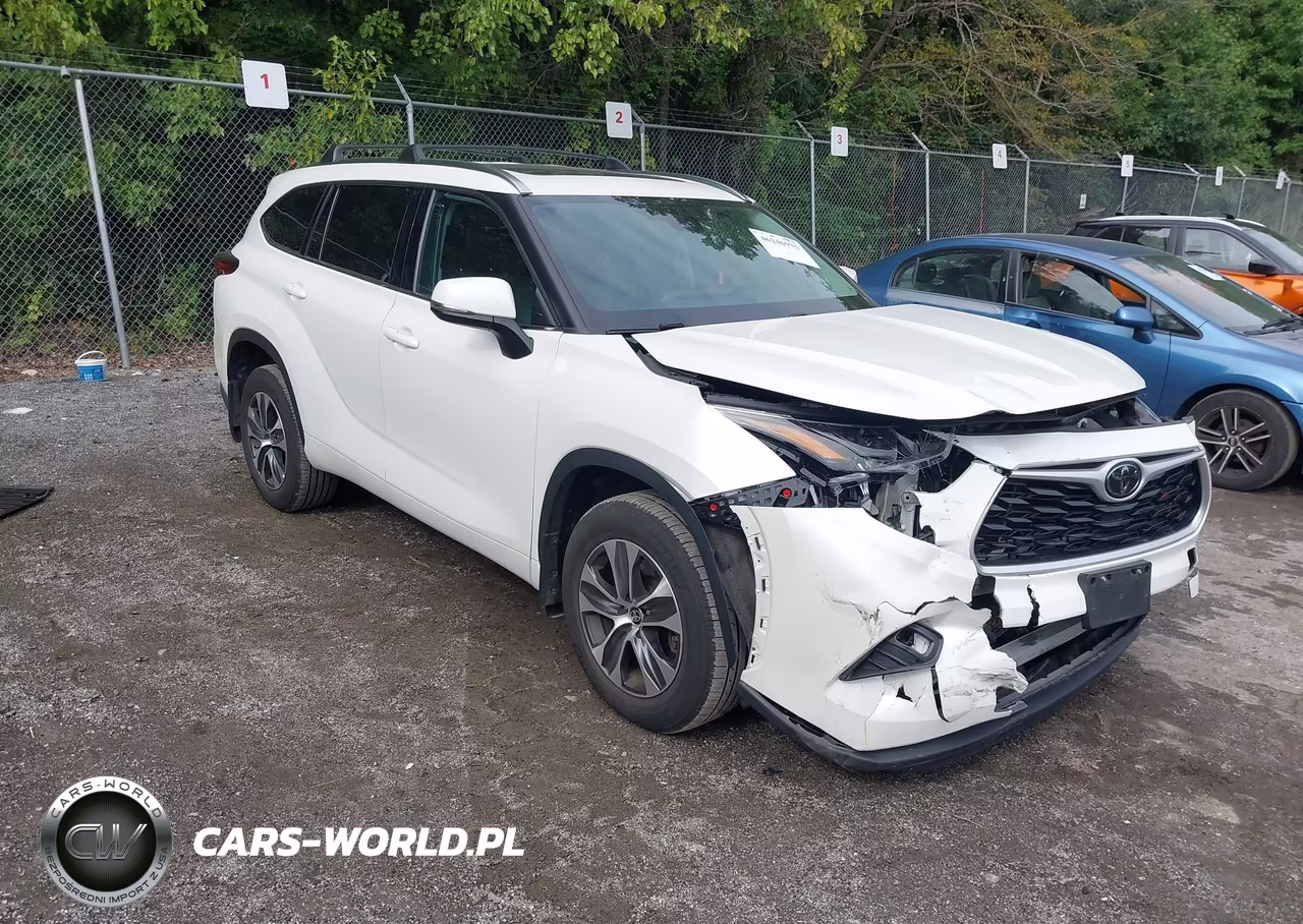 2021 Toyota Highlander Xle