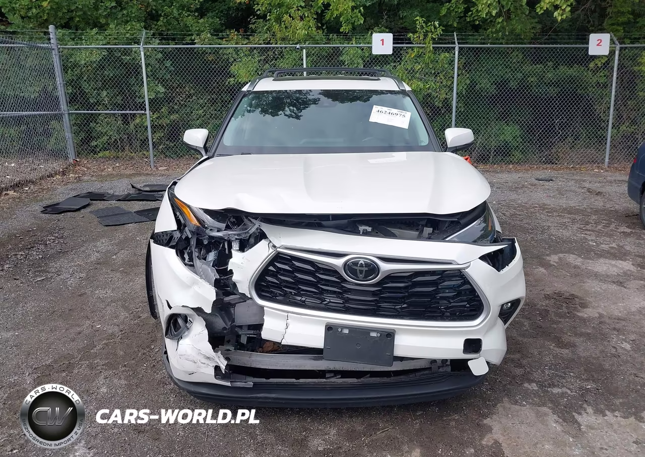 2021 Toyota Highlander Xle VIN:5TDHZRBH9MS523357 - 12